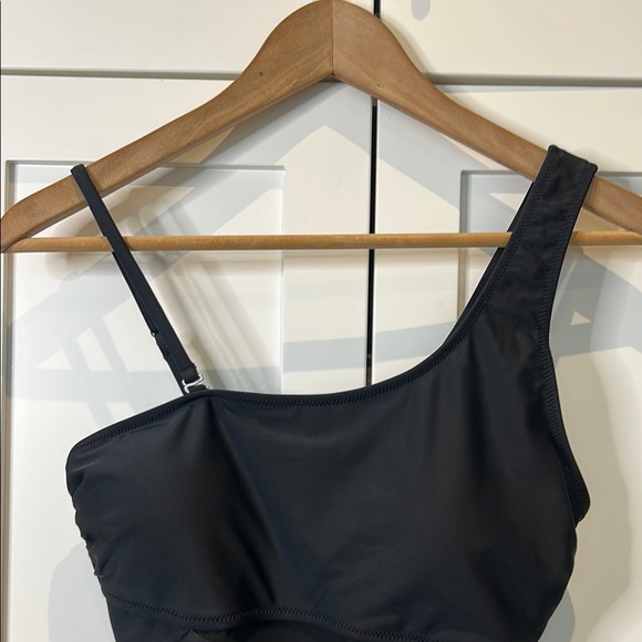 Blooming Jelly One Shoulder Slimming Black One Piece Swimsuit w/ Sheer Panels - Picture 4 of 12